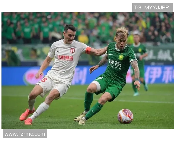 北京国安连胜中超，积分榜独占鳌头，全队士气高涨