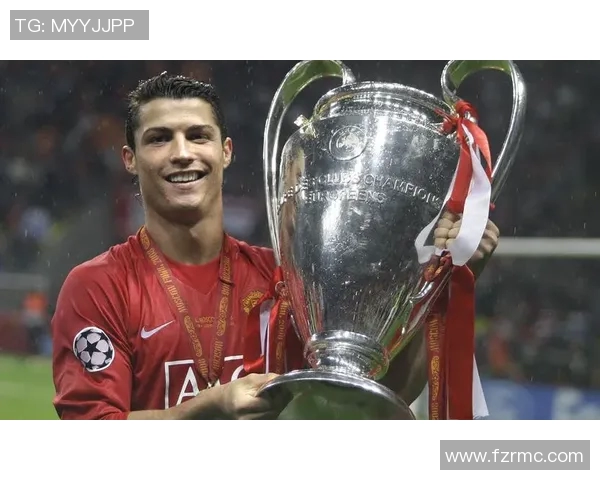 拜仁主席确认，C罗将穿上20号战袍，期待重返巅峰