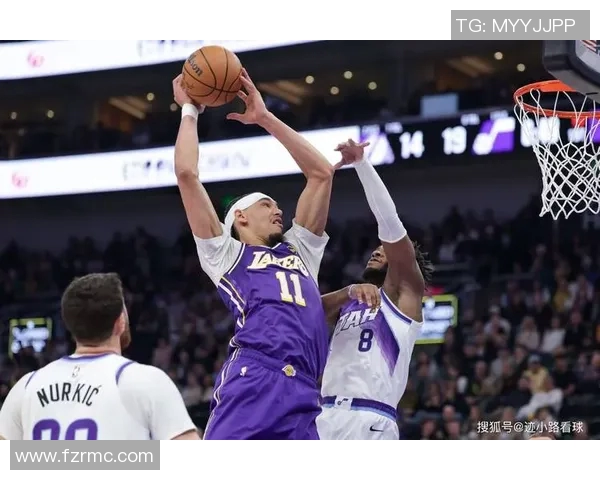 爵士客场惜败湖人,遭遇两连败——一场技战术的精彩较量 爵士客场惜败湖人,遭遇两连败——一场技战术的精彩较量